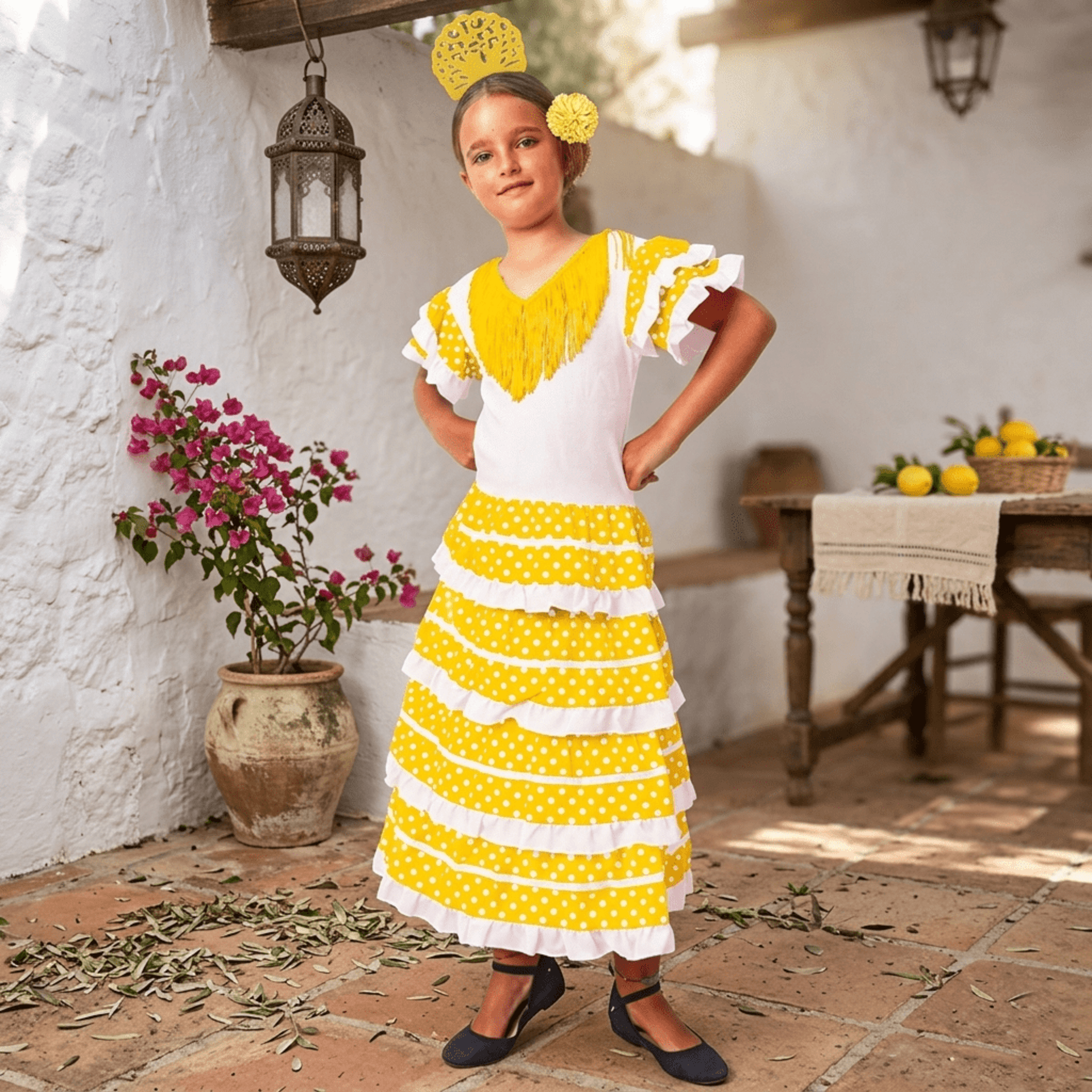 Vestido Flamenca Niña | Traje de Sevillana con Lunares, Peineta y Flor - 3